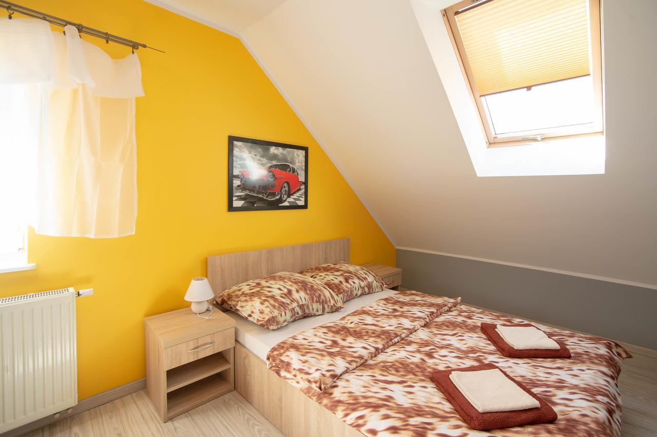 Apartament Luna ギジツコ エクステリア 写真